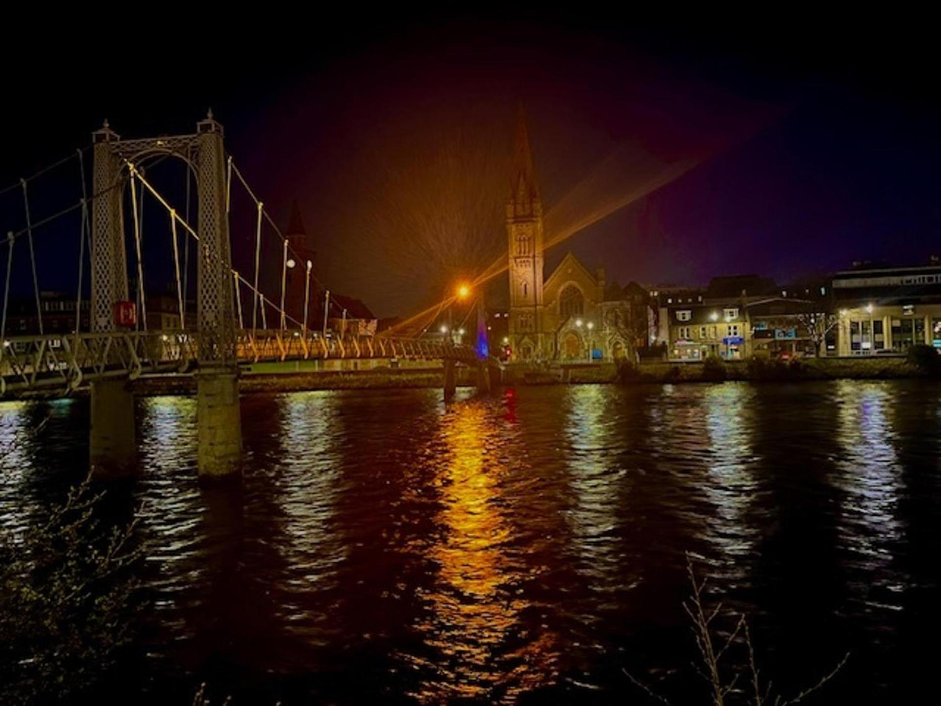 Stunning Spacious Apartment On River Ness Inverness Eksteriør bilde
